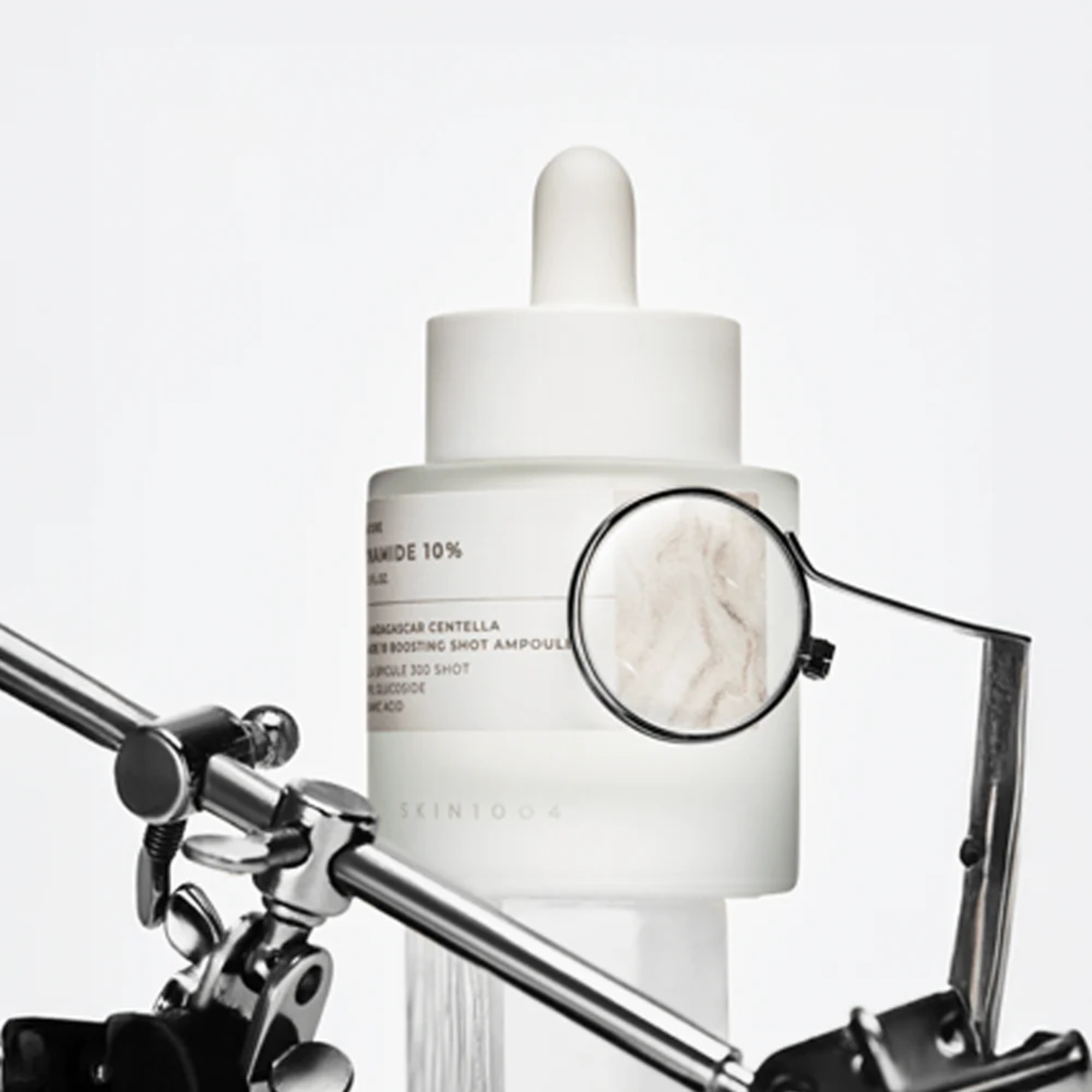 SKIN1004 Madagascar Centella Niacinamide 10 Boosting Shot Ampoule (30 ml)
